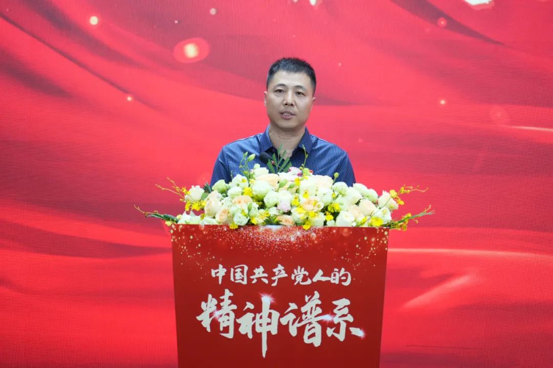 祝賀！社科賽斯黨支部書記李發(fā)進(jìn)被授予“改革開放精神”宣傳大使！